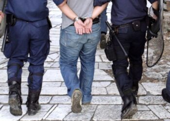 Αιτωλικό: Δύο συλλήψεις για καταδικαστικές αποφάσεις και ηχορύπανση