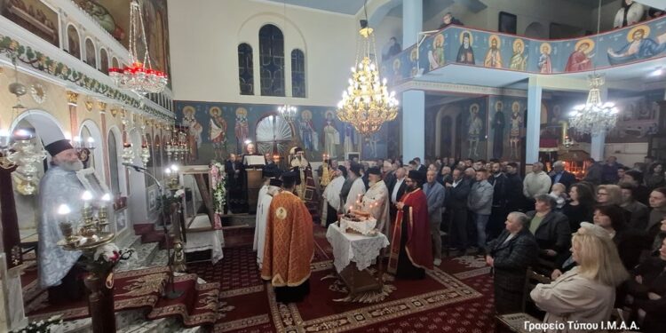 Κάτω Κεράσοβο, Ναός Αγίου Ιωάννου Χρυοστόμου, Εσπερινός