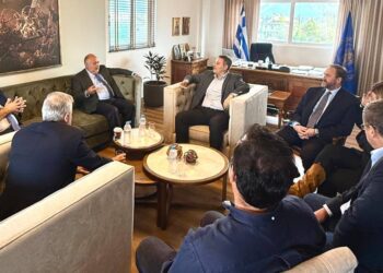 Δείπνο Τσιόδρα στο Αγρίνιο και επίσκεψη στο Μεσολόγγι