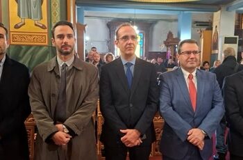 Με σεβασμό στη μνήμη και το λειτούργημα: Η Αρχιερατική Θεία Λειτουργία των Ιατρών του Ιατρικού Συλλόγου Αγρινίου