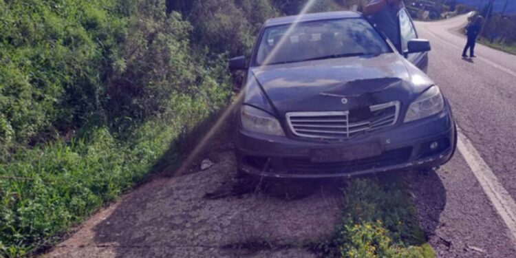 Εκτροπή αυτοκινήτου σημειώθηκε στην Ε. Ο Αμφιλοχίας – Αγρινίου