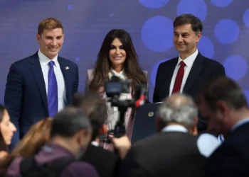 Ελλάδα και ΗΠΑ υπέγραψαν κοινή διακήρυξη οικονομικής ασφάλειας με τη «σφραγίδα» Τραμπ – Τι προβλέπει η συμφωνία