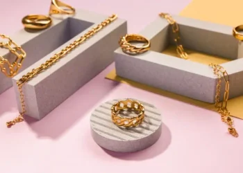 Αγρίνιο: Χειροπέδες σε υπάλληλο ενεχυροδανειστηρίου –  Έκανε συναλλαγές χωρίς κοσμήματα