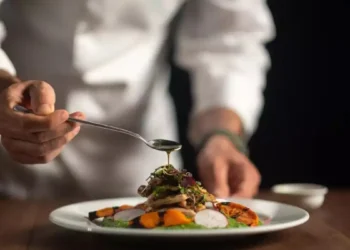 Στη φυλακή ο γνωστός σεφ που είχε κρύψει εισοδήματα ύψους 1.341.000 ευρώ