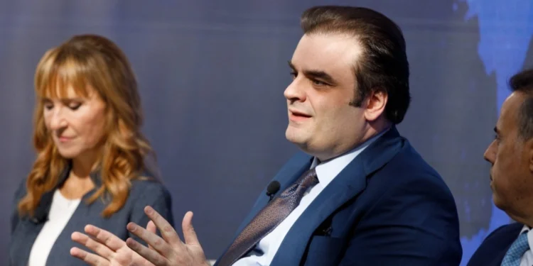 Πιερρακάκης: «Θέλουμε περισσότερες αμερικανικές επενδύσεις σε νευραλγικούς τομείς της οικονομίας»