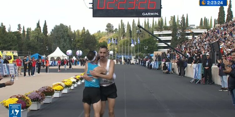 42ος Αυθεντικός Μαραθώνιος: Δεύτερος έκοψε το νήμα ο Αγρινιώτης Κώστας Σταμούλης-6ος ο αδερφός του Νίκος