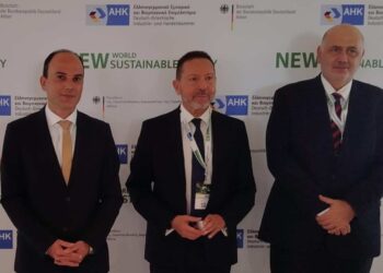 Με τον Διοικητή της Τράπεζας της Ελλάδας Γιάννη Στουρνάρα συναντήθηκε ο Λάμπρος Δημητρογιάννης