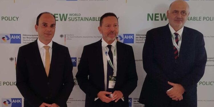 Με τον Διοικητή της Τράπεζας της Ελλάδας Γιάννη Στουρνάρα συναντήθηκε ο Λάμπρος Δημητρογιάννης