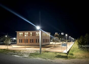 Ολοκληρώθηκε από τον Δήμο Αμφιλοχίας η υλοποίηση του έργου «Αστικός εξοπλισμός πλατείας Εμπεσού»