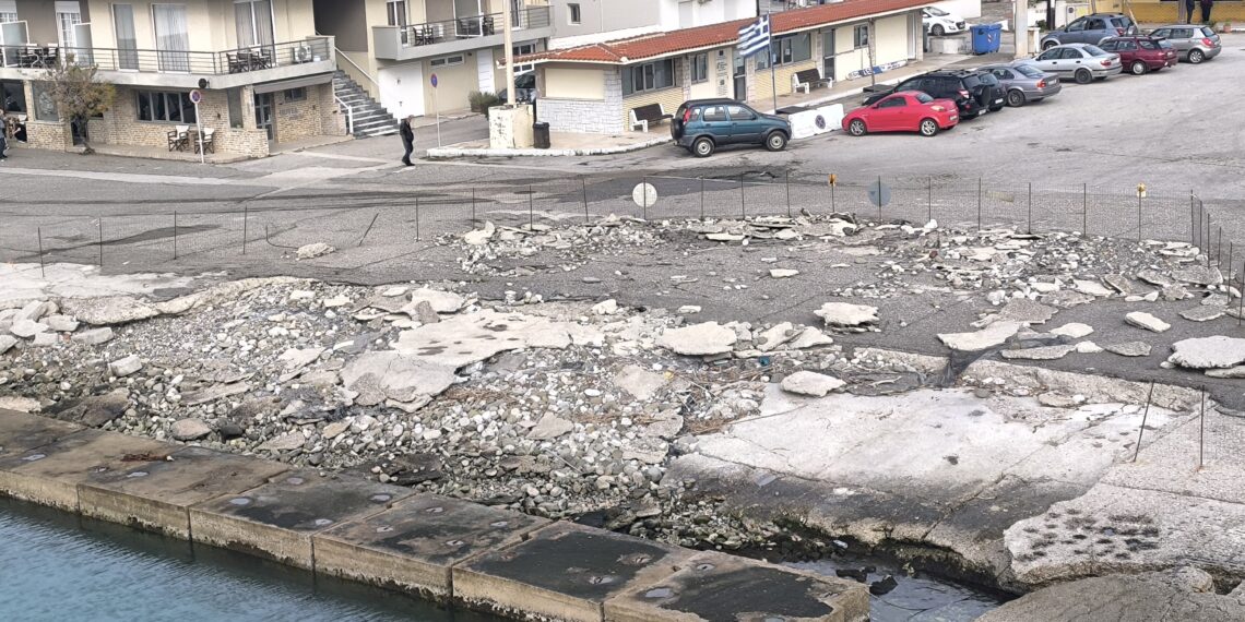 Απελπιστική η κατάσταση στην Δυτική προβλήτα του Αντιρρίου