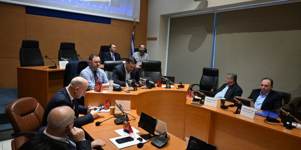 Εγκρίθηκε ο Προϋπολογισμός της ΠΔΕ για το 2026 – Ν. Φαρμάκης: «Με πολλή δουλειά και προσπάθεια, κάνουμε κάθε χρόνο ένα βήμα προς τα εμπρός»