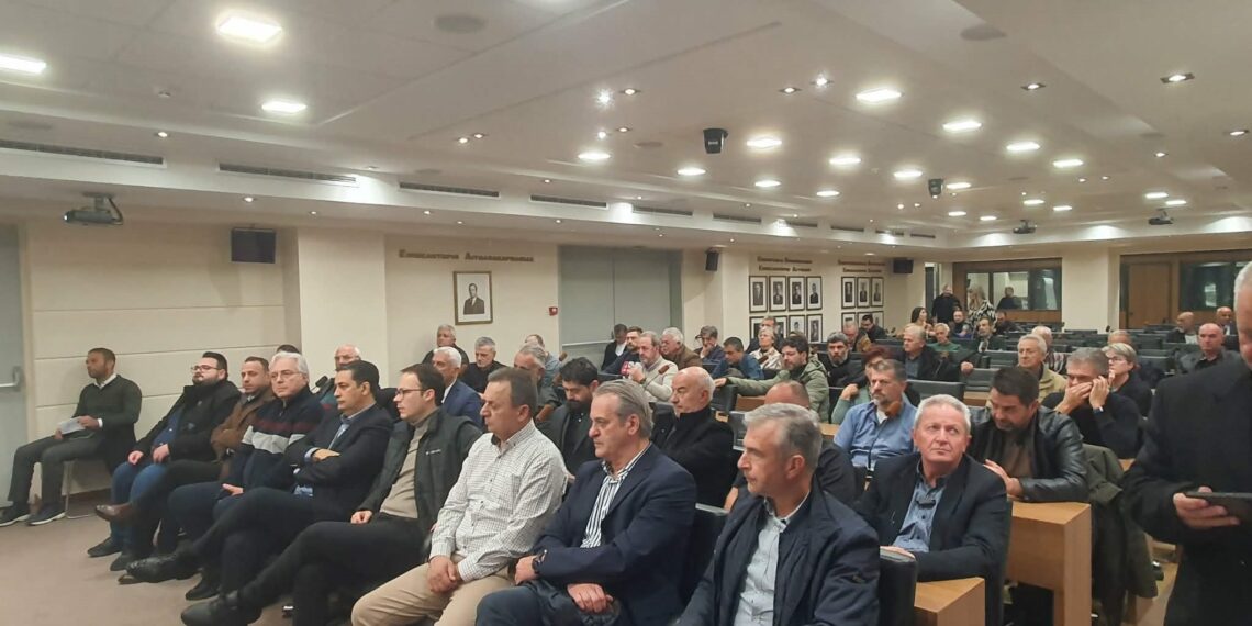 Αγρίνιο: Εκδήλωση για το δρόμο Πλατυγιάλι-Αγρίνιο-Καρπενήσι (βίντεο-φωτο)