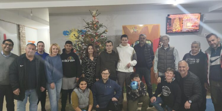 Επίσκεψη του Συνδέσμου Προπονητών Ποδοσφαίρου Αιτωλοακαρνανίας στο ΚΔΑΠ ΑΜΕΑ «Η Γελαστή Πολιτεία»