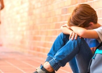 Μεσολόγγι: Σοκαριστικό περιστατικό bullying σε 14χρονο – Ανήλικος εξανάγκασε το θύμα να γονατίσει, ενώ ένας ακόμη βιντεοσκοπούσε το περιστατικό