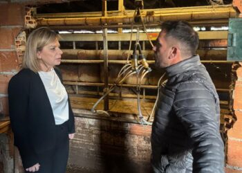 Στο πλευρό του αγροτικού κόσμου η Χριστίνα Σταρακά : Αυτοψία στις πλημμυρισμένες περιοχές στη Βόνιτσα