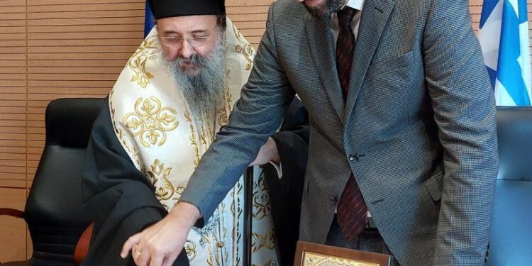 Κοπή βασιλόπιτας & ανταλλαγή ευχών στην Περιφέρεια την Πρωτοχρονιά