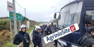 Κλιμακώνουν οι αγρότες: Μπλόκα στα διόδια Αγγελοκάστρου και στο Άκτιο (φωτο -βίντεο)