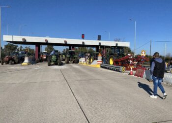 Οι αγρότες άνοιξαν σήμερα, Σάββατο τα διόδια Ακτίου-Όχι στη συνάντηση με Μητσοτάκη αποφάσισε το συντονιστικό