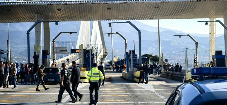 Δικογραφία για τα επεισόδια στην αγροτική κινητοποίηση στη Γέφυρα Ρίου Αντιρρίου