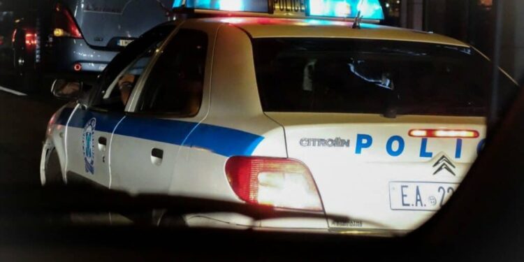 Ματαράγκα Αγρινίου: Άγριος ξυλοδαρμός 17χρονου από κουκουλοφόρους έξω από μαγαζί – Τον απείλησαν και με μαχαίρι