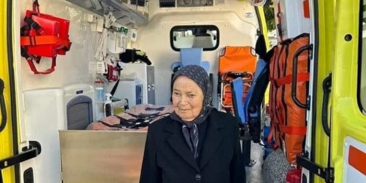 Θα τρίζουν τα κόκκαλα της Αθηνάς Παπαχρήστου… Το ασθενοφόρο της λείπει 6 μήνες από το Μεσολόγγι