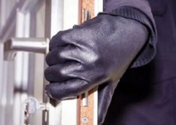 Αγρίνιο: Πιάστηκε διαρρήκτης καταστημάτων