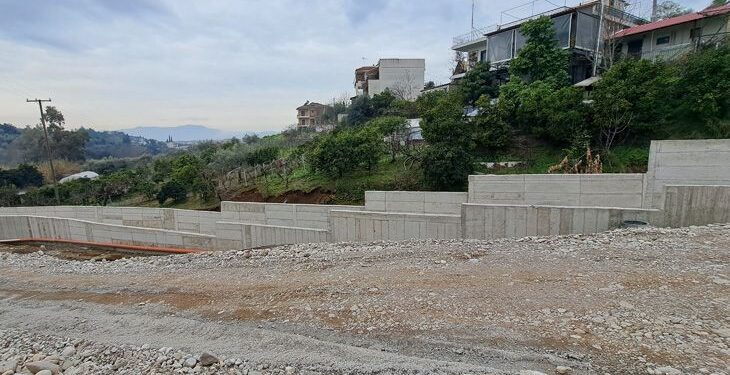 Αγρίνιο: Η κόντρα για το ρέμα Λυκοραχίτη μεταξύ Παπαναστασίου και Τραπεζιώτη