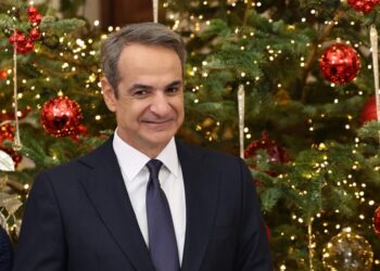 Μήνυμα Κυριάκου Μητσοτάκη: Να υποδεχτούμε το 2026 με αυτοπεποίθηση και αισιοδοξία