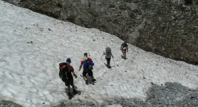 Τραγωδία στα Βαρδούσια: Νεκροί τέσσερις ορειβάτες σε απόκρημνη περιοχή – Έπεσαν σε χιονοθύελλα