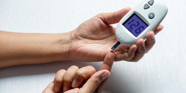 Ο αυτοέλεγχος του σακχάρου του αίματος γίνεται όλο και πιο απλός – Η εκπαίδευση είναι απαραίτητη