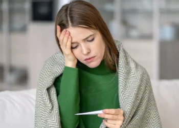 Γρίπη: Τι έχει αλλάξει στη συμπεριφορά του ιού – Άγνωστο ποτέ θα κορυφωθούν τα κρούσματα