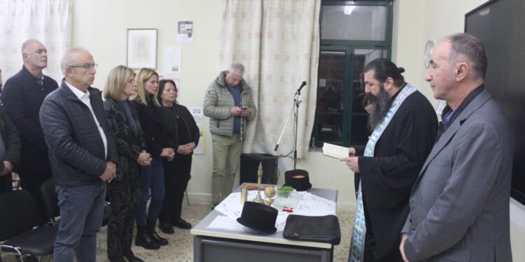 Εγκαίνια και αγιασμός στο Σχολείο Δεύτερης Ευκαιρίας του Δήμου Αμφιλοχίας