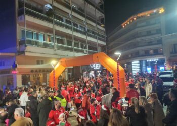 «Πλημμύρισε» από Αη Βασίληδες το Αγρίνιο – Μεγάλη συμμετοχή στο 7ο Agrinio Santa Run (φωτο – βίντεο)