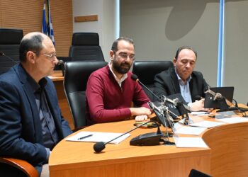 Σύσκεψη για την ευλογιά – Ν. Φαρμάκης: «Να αξιοποιήσουμε το παράθυρο ευκαιρίας για να εξαλείψουμε τον εφιάλτη»