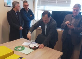 Το ευχαριστώ του Λίνου Μπλέτσα στους συνεργάτες του για τη συνεχή προσπάθεια και αφοσίωση στην κοπή της πίτας