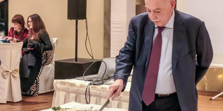 Εκδήλωση κοπής της πρωτοχρονιάτικης βασιλόπιτας της ΔΕΠ