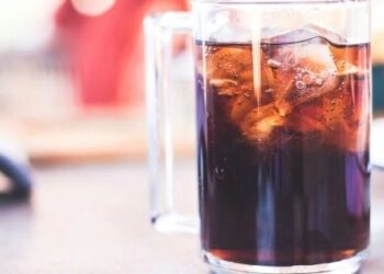 Πόσα λεπτά ζωής χάνεις με κάθε ανθρακούχο αναψυκτικό;