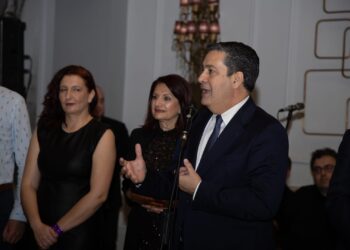 Ο ετήσιος χορός του Χορευτικού του Δήμου Αγρινίου σε μια όμορφη, ζεστή και γεμάτη χαμόγελα βραδιά