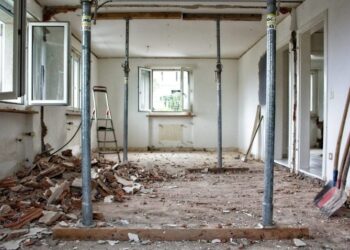 «Ανακαινίζω – Νοικιάζω»: Επιδοτήσεις έως 90% για ανακαίνιση παλαιών κατοικιών – Τι αλλάζει στο νέο πρόγραμμα