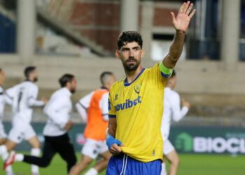 Παναιτωλικός: Η μεταμόρφωση, ο Μπουχαλάκης και το πολλαπλό «πρέπει»