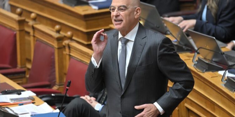 Δένδιας: Δεν μπορούμε να κάνουμε τις Ένοπλες Δυνάμεις ΔΕΚΟ της δεκαετίας του ’80