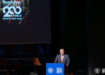 Μήπως τα έκανε ολίγον θάλασσα ο Σπύρος Διαμαντόπουλος στο Μέγαρο Μουσικής;