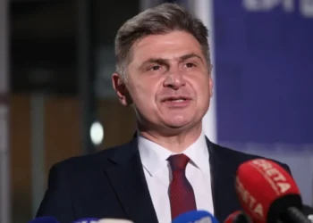 ΣΥΡΙΖΑ: Προς διαγραφή ο Νίκος Φαραντούρης