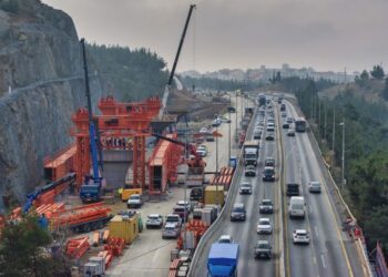 Flyover: Σε εξέλιξη οι εργασίες κατεδάφισης της γέφυρας Πανοράματος – Πώς διεξάγεται η κυκλοφορία