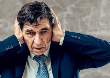 Δη.Πε.Θε. Αγρινίου: «Εκτός ύλης reloaded» του Κώστα Λεϊμονή στις 24 Ιανουαρίου