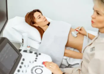 Πολύποδες χοληδόχου κύστης: Γιατί εμφανίζονται, ποια τα συμπτώματα και πότε χρειάζεται χειρουργείο