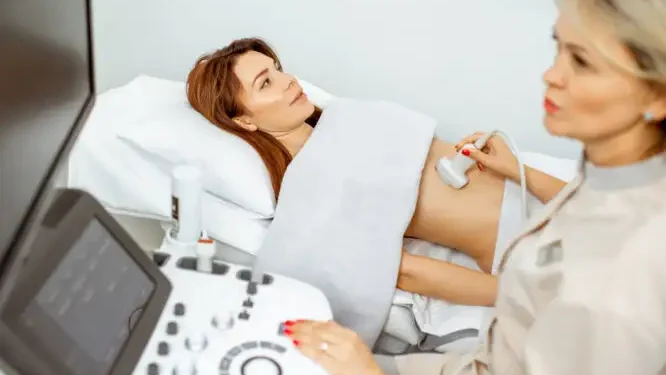 Πολύποδες χοληδόχου κύστης: Γιατί εμφανίζονται, ποια τα συμπτώματα και πότε χρειάζεται χειρουργείο