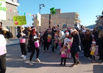 Βόνιτσα: Χρώματα, Γέλια και Αποκριάτικη Μαγεία στο Παιδικό Καρναβάλι! 