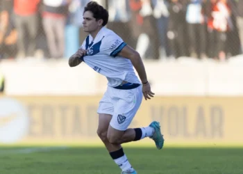 Παναιτωλικός, μεταγραφές: «Έκλεισε Λομπάτο», γράφουν στην Αργεντινή