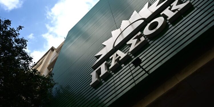 ΠΑΣΟΚ: Πλαφόν στα 7 λεπτά/kWh για 5 χρόνια – Η πρόταση για το αγροτικό ρεύμα